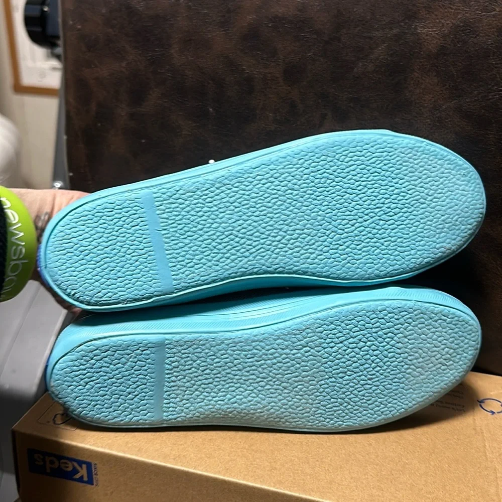 KEDS KICKSTART SNEAKERS: BLACK/WHITE/BLUE: NEW
YOUTH SIZE 4/6 Womens - Picture 4 of 4